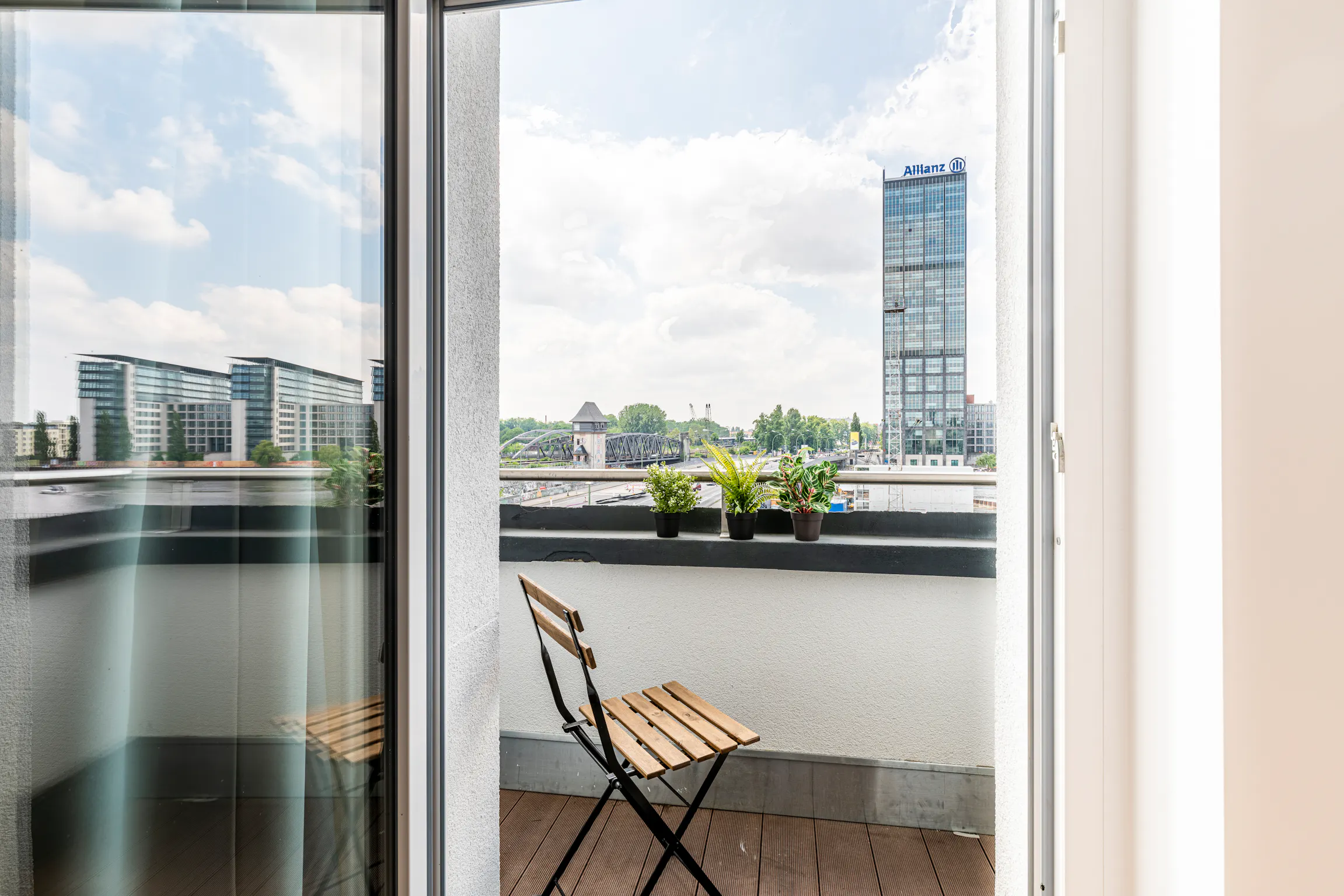 3-Bedroom Apartment in Stralauer Allee, Berlin (1014458) ROOM 1