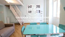 Apartment for rent for €1,950 per month in San Remo, Via Luigi Nuvoloni
