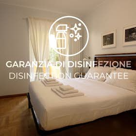 Apartment for rent for €1,250 per month in San Remo, Via Luigi Nuvoloni
