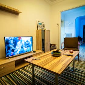 Apartamento para alugar por € 765 por mês em Thessaloníki, Agias Sofias