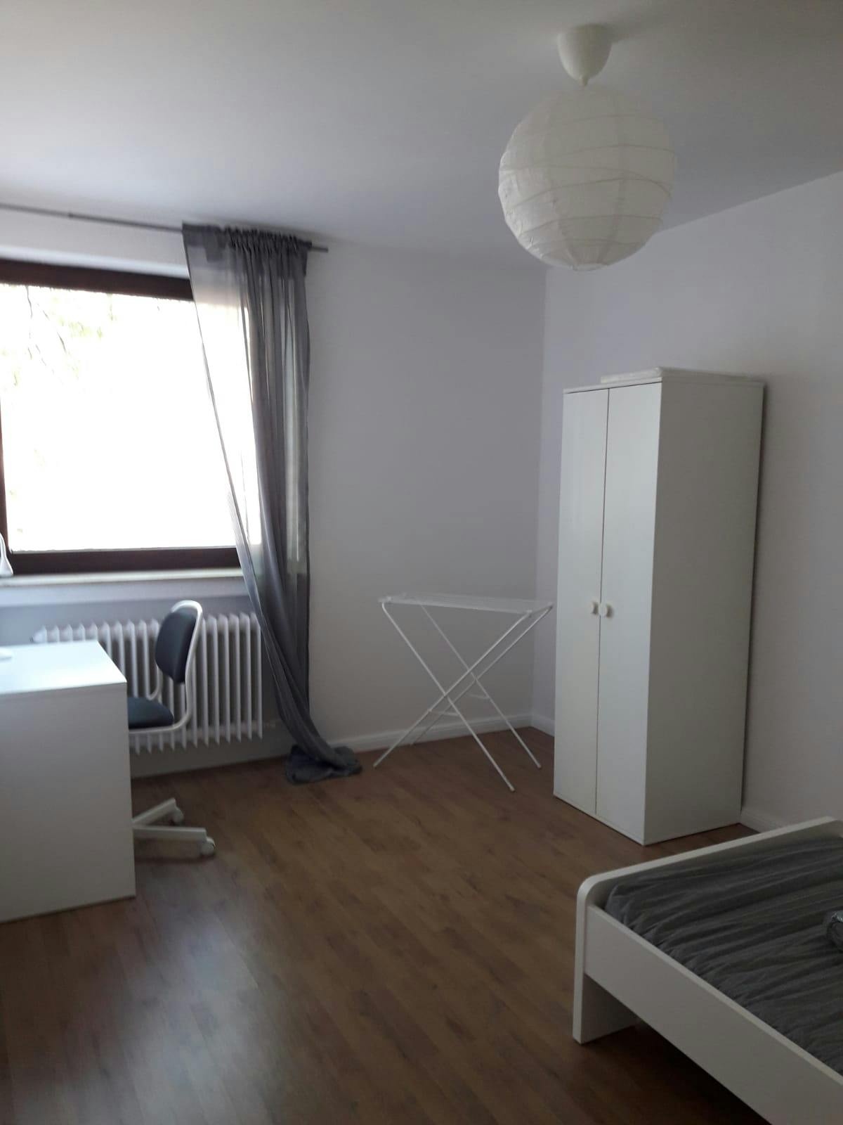 Apartment Düsseldorf, 90m² — photo 1