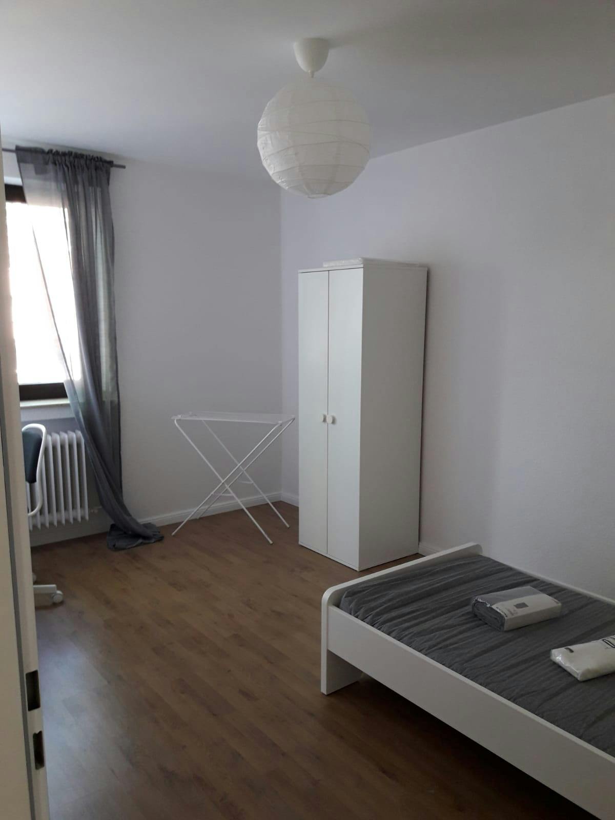 Apartment Düsseldorf, 90m² — photo 2