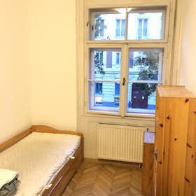 WG-Zimmer for rent for 118.080 HUF per month in Budapest, Pacsirtamező utca