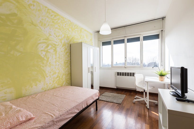 Private room for rent for €650 per month in Bologna, Via Massimo Gorki