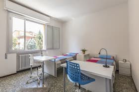 Спільна кімната за оренду для 450 EUR на місяць у Bologna, Via Vittore Carpaccio