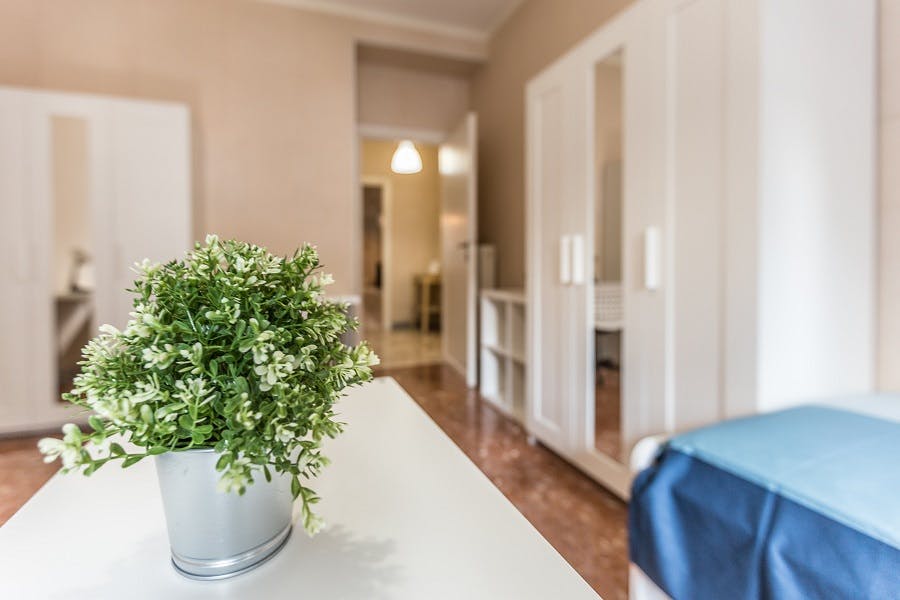 Double room Rome, 1 bed, 18m² — photo 9