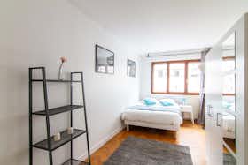 Privé kamer te huur voor € 770 per maand in Rueil-Malmaison, Cours Ferdinand de Lesseps