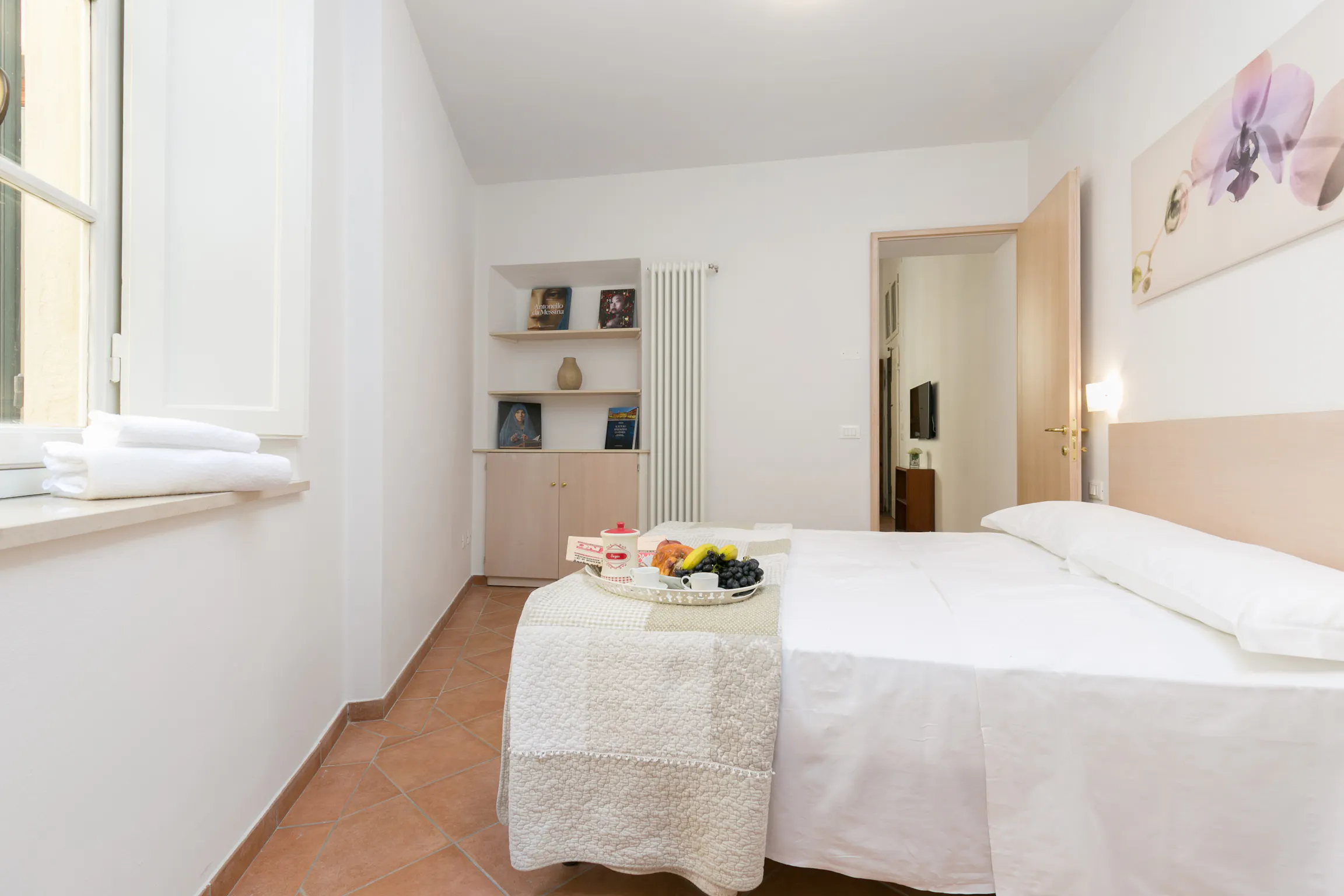 1-Bedroom Apartment in Via delle Ruote, Florence (1020508) ROOM 1