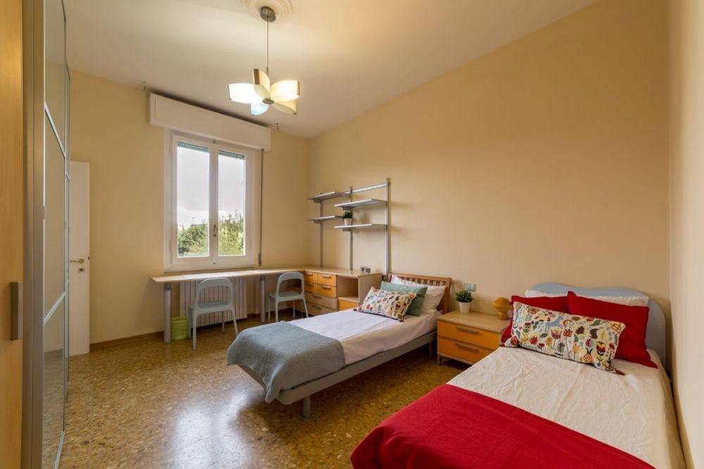 Shared room for rent for €400 per month in Florence, Via Benedetto Marcello