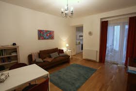 Apartment for rent for €1,620 per month in Vienna, Heinzelmanngasse