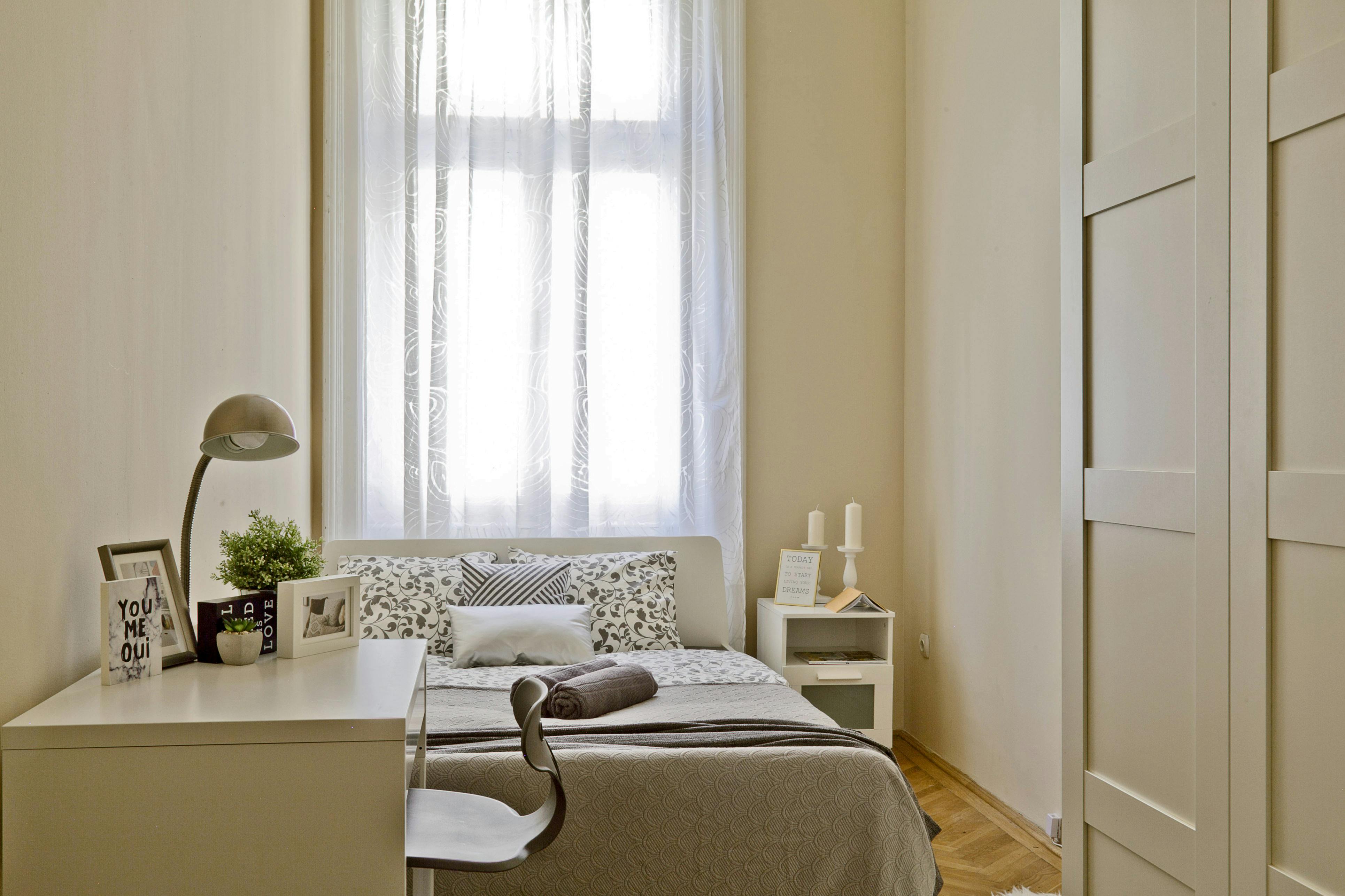 Aradi utca, Budapest preview