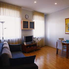 公寓 正在以 €570 的月租出租，其位于 Riga, Tirgoņu iela