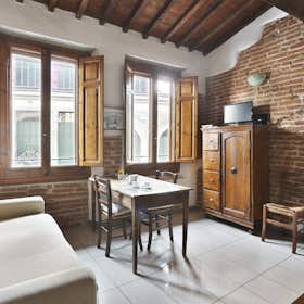 Appartamento for rent for 1.450 € per month in Florence, Piazza del Mercato Centrale
