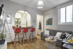 Apartment for rent for €2,500 per month in Barcelona, Travessera de Gràcia