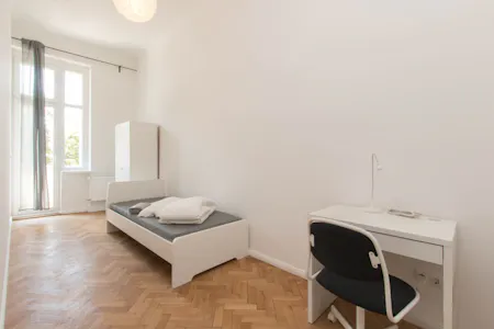 Private room for rent on Hermannstraße, Berlin
