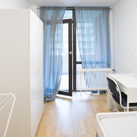 WG-Zimmer for rent for 599 € per month in Düsseldorf, Kölner Landstraße