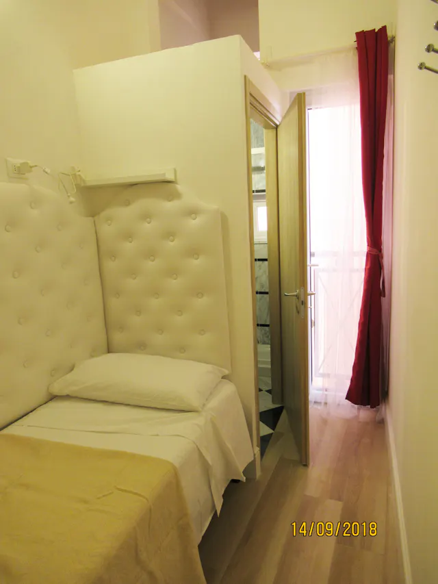 Shared room in Via dei Serragli, Florence (1026753) room image 130