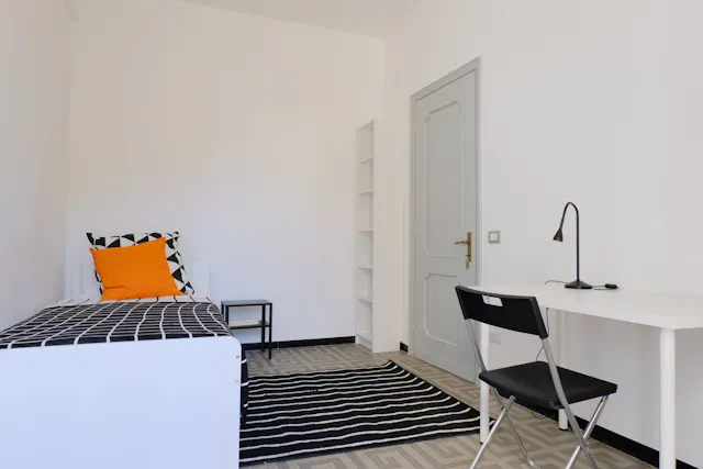 Private room in Via Pola, Cagliari (1027386) room image 2