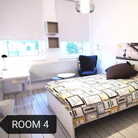 Private room for rent for €870 per month in Bonn, Weiherstraße