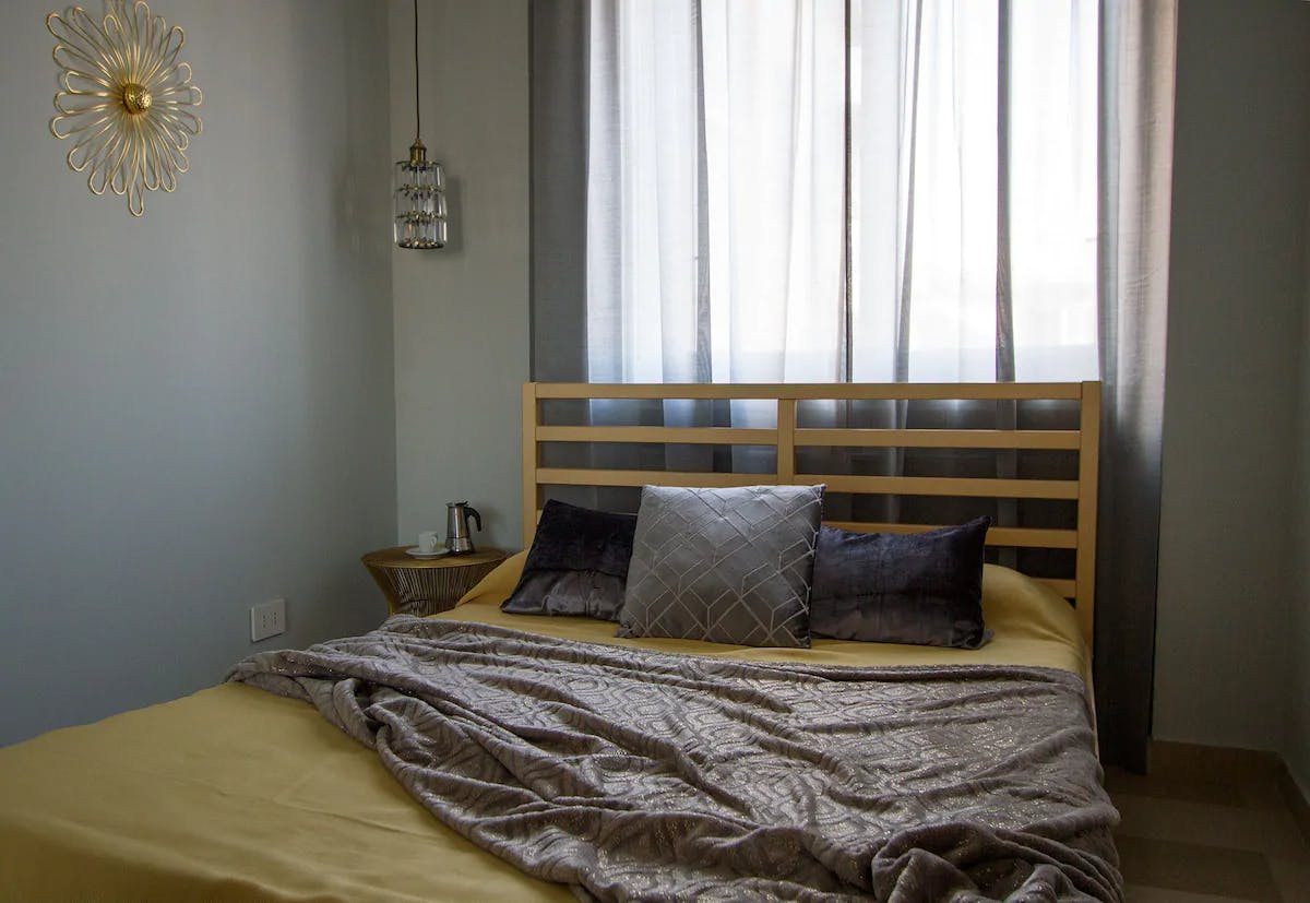 Via dei Piatti, Milan