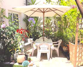 Studio for rent for €750 per month in Nice, Rue Barbéris