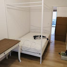 Отдельная комната сдается в аренду за 690 € в месяц в Offenbach, Richard-Wagner-Straße