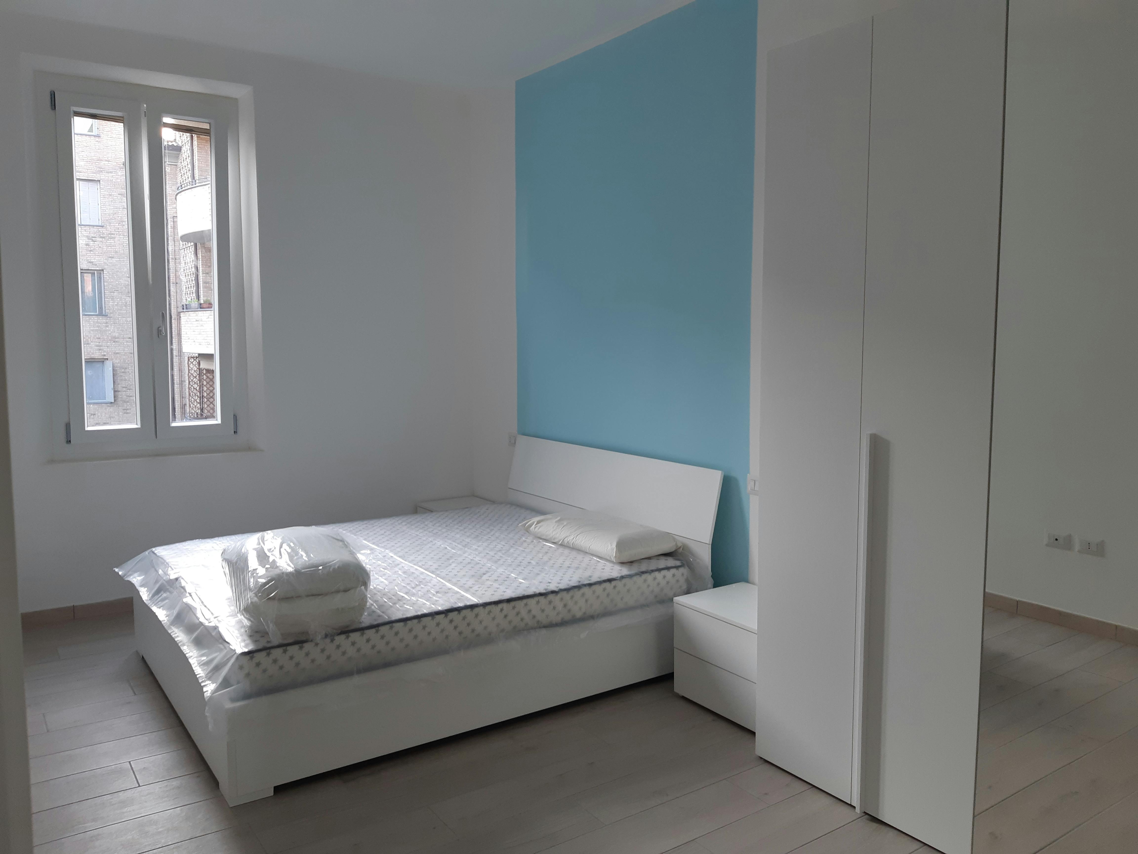 Chambre privée à louer pour 370 €/mois à Parma, Via Novara