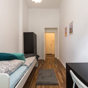 Private room for rent for €690 per month in Berlin, Ratiborstraße