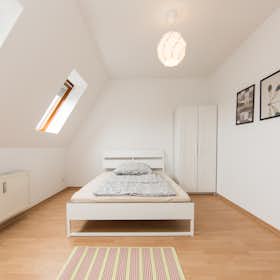 Private room for rent for €670 per month in Berlin, Wattstraße
