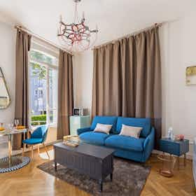 Studio for rent for €820 per month in Sainte-Adresse, Rue du Général de Gaulle