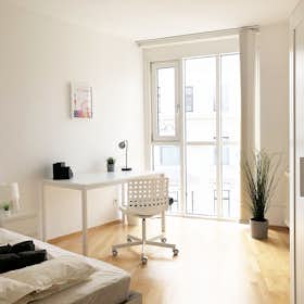 Private room for rent for €640 per month in Vienna, Schönbrunner Straße