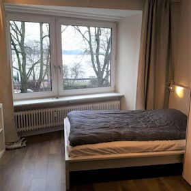 Studio for rent for €1,445 per month in Hamburg, An der Alster