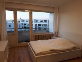 Studio for rent for €1,245 per month in Hamburg, Ohlsdorfer Straße