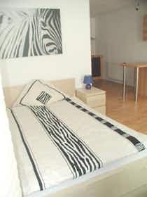 Квартира сдается в аренду за 770 € в месяц в Frankfurt am Main, Coburger Weg