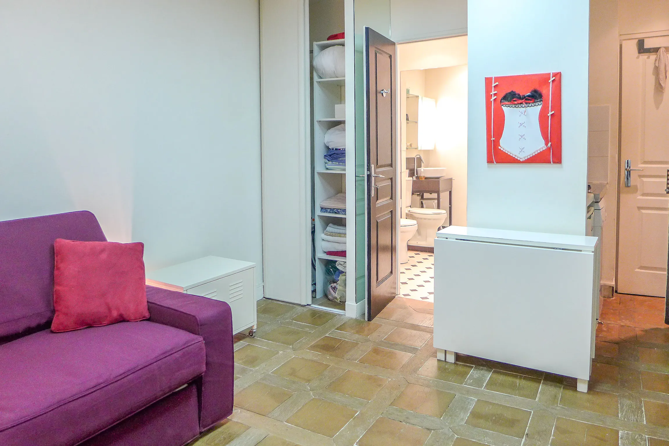 Apartment in Rue des Petits-Carreaux, Paris (1031855) ROOM 1