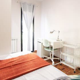 Cameră privată de închiriat pentru 595 EUR pe lună în Madrid, Calle de Alcalá