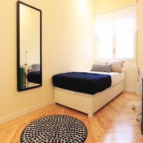 Private room for rent for €600 per month in Madrid, Calle de Amado Nervo