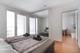 Apartment for rent for €1,400 per month in Vienna, Donau-City-Straße