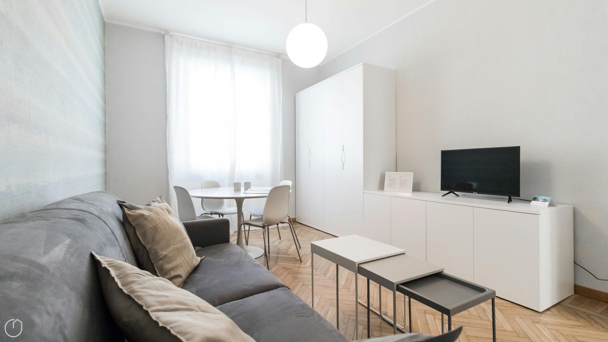 Apartment for rent for €1 per month in Milan, Via Giuseppe Sacconi