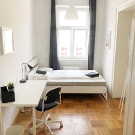 Private room for rent for €570 per month in Vienna, Semperstraße