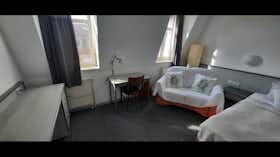 Studio for rent for €899 per month in Dresden, Bautzner Straße
