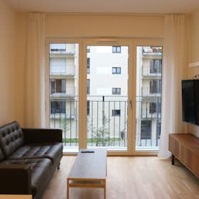 Apartment for rent for €1,700 per month in Frankfurt am Main, Wilhelm-Leuschner-Straße