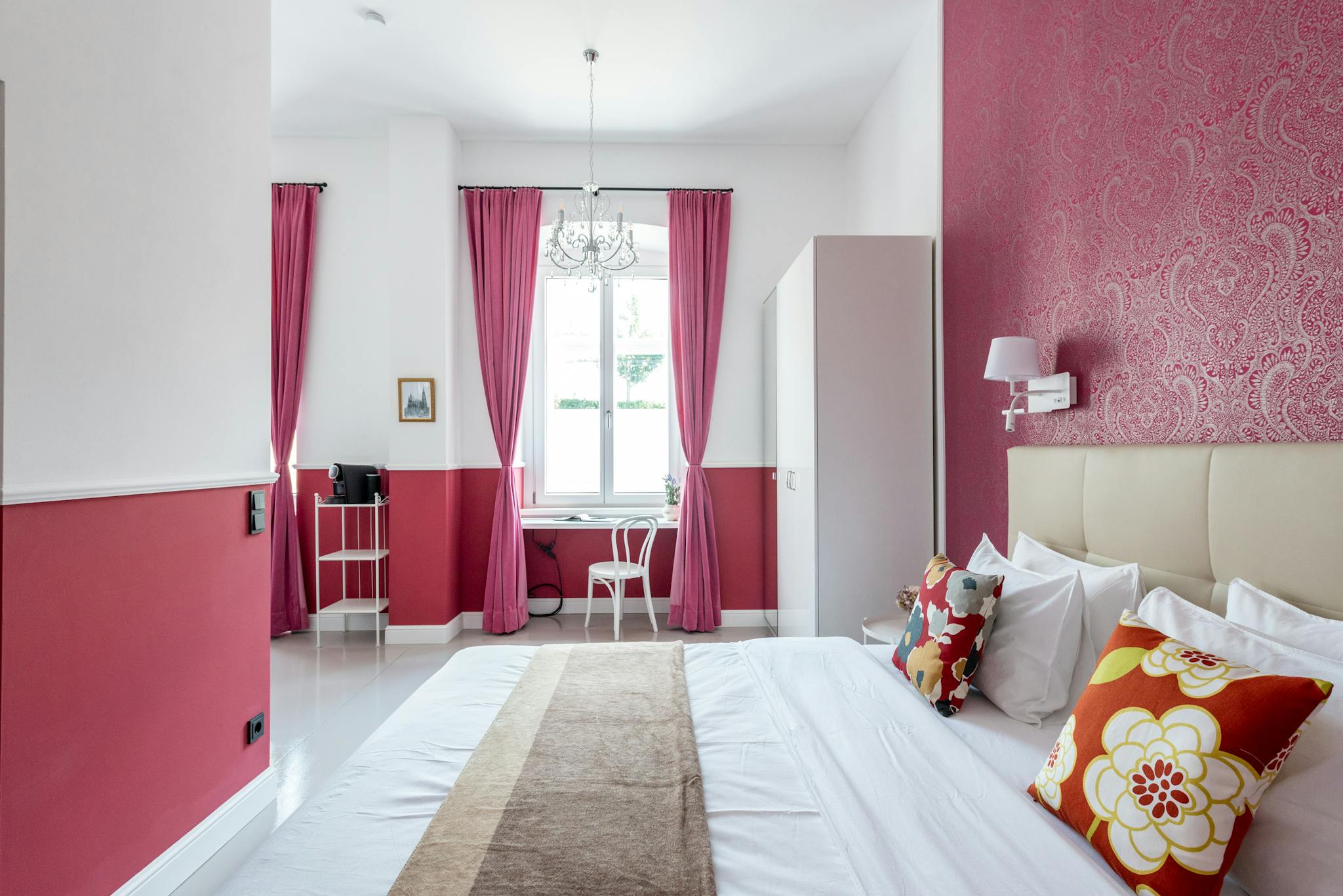 Prinz-Eugen-Straße, Vienna preview