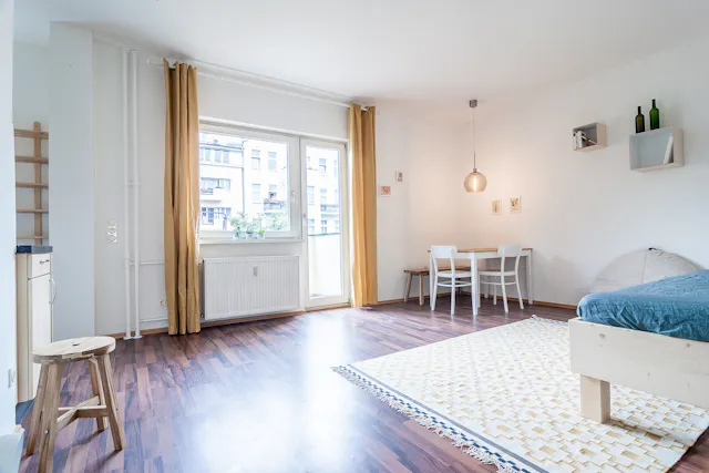 Apartment in Schillerstraße, Berlin (1034586) room image 1