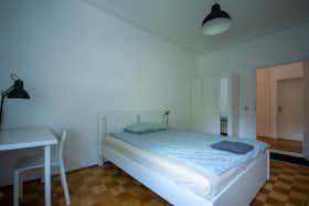 Private room for rent for €550 per month in Ljubljana, Teslova ulica