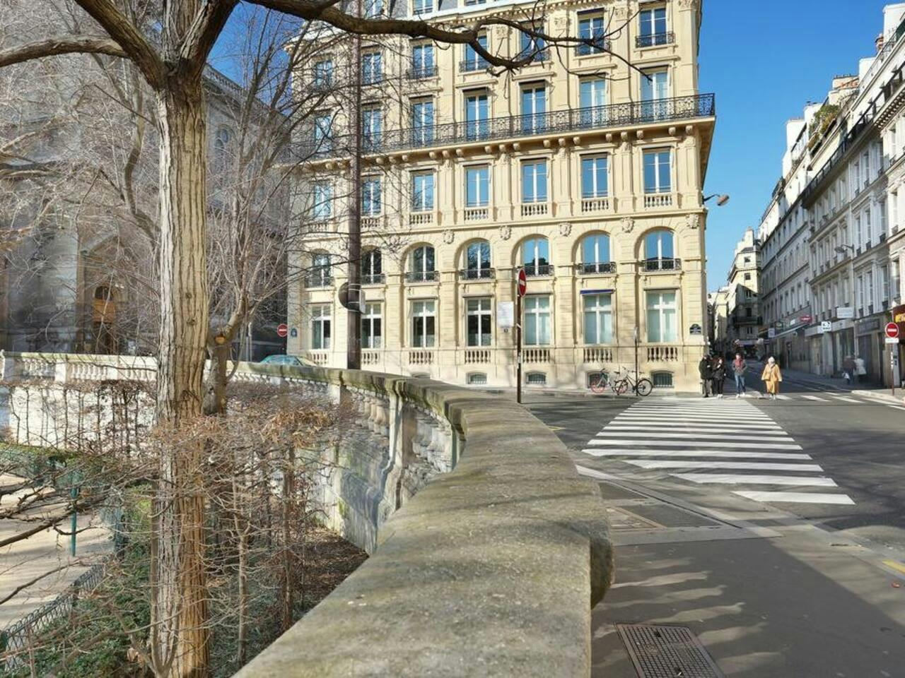 Appartement – Paris, 9e Arrondissement - Plus