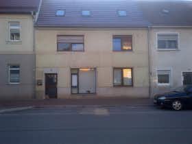 Privé kamer te huur voor € 260 per maand in Werdau, Plauensche Straße