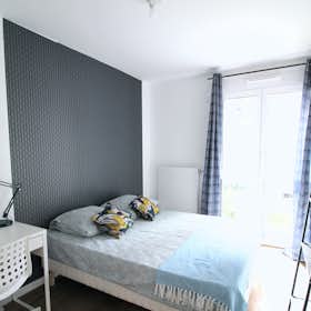 Private room for rent for €770 per month in Clichy, Rue Mozart