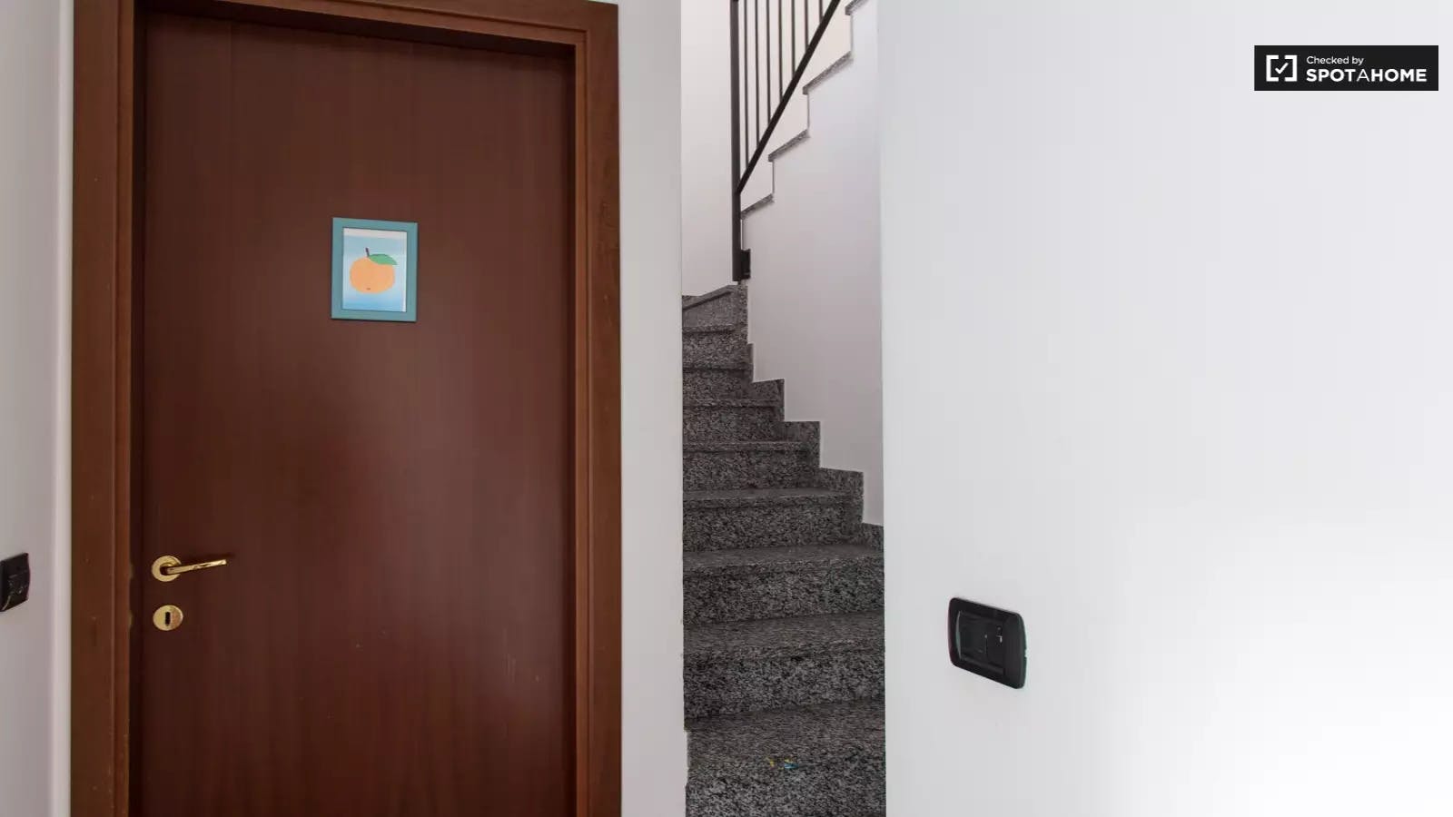 Single room Milano — photo 14