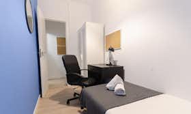 Pokój prywatny do wynajęcia za 499 € miesięcznie w mieście Barcelona, Carrer del Roser